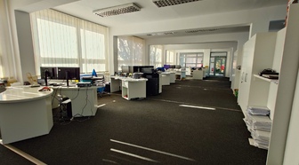 Kliknutím zvětšíte 14