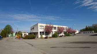 Kliknutím zvětšíte 18