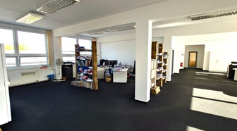 Kliknutím zvětšíte 3